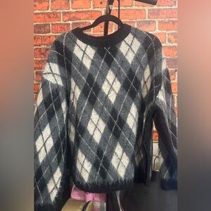 SALE!!NEW!!ZARA KNIT ARGYLE SWEATER (LARGE)
